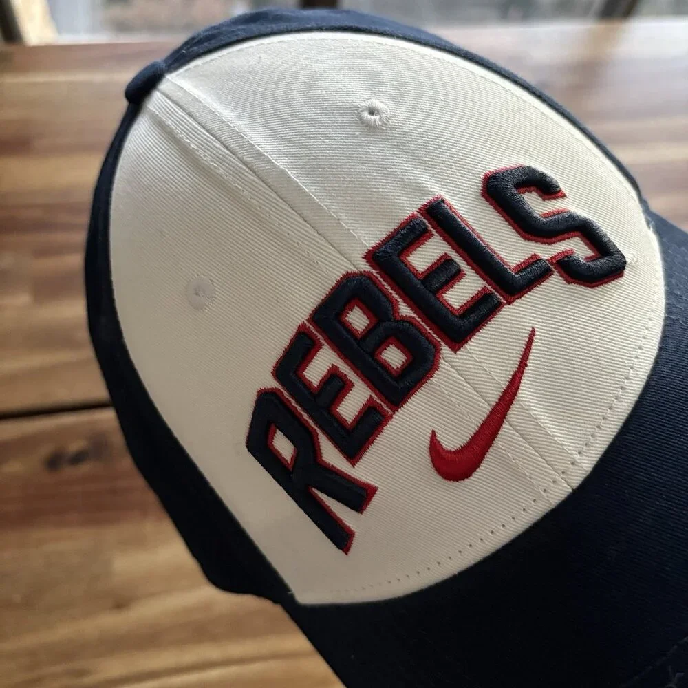 Nike Ole Miss Rebels Hat Cap NCAA‎ Blue Red NON Adjustable Sporty Gym Athleisure